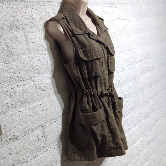 Decree Cargo Utility Vest - Picture 3 of 8